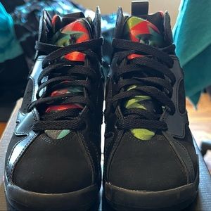 Jordan Barcelona Night 7s Size 4Y fits women 5.5